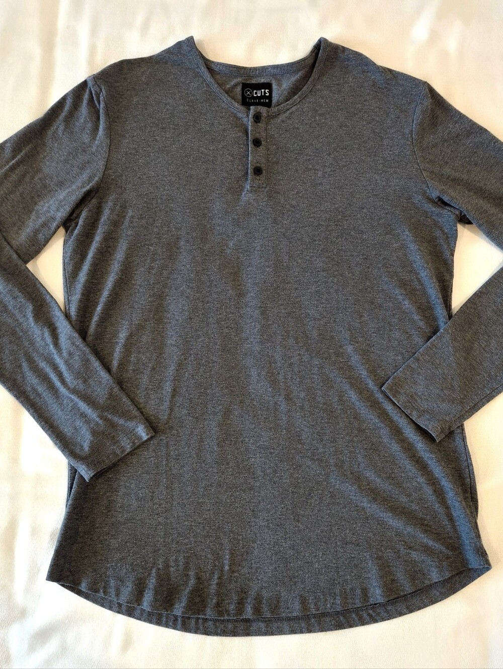 Cuts Clothing Curve Hem Long Sleeve Henley Shirt Size XL Gray Pyca Pro